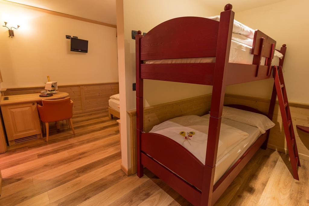 Hotel Arisch أبريكا الغرفة الصورة