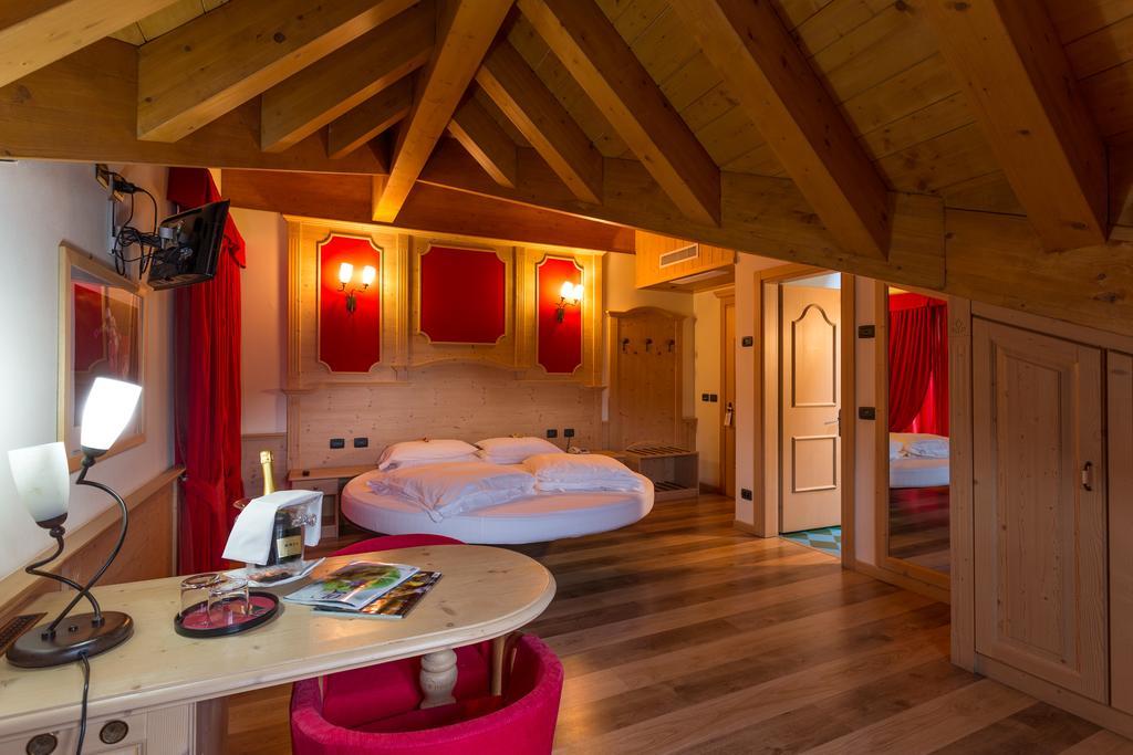 Hotel Arisch أبريكا المظهر الخارجي الصورة